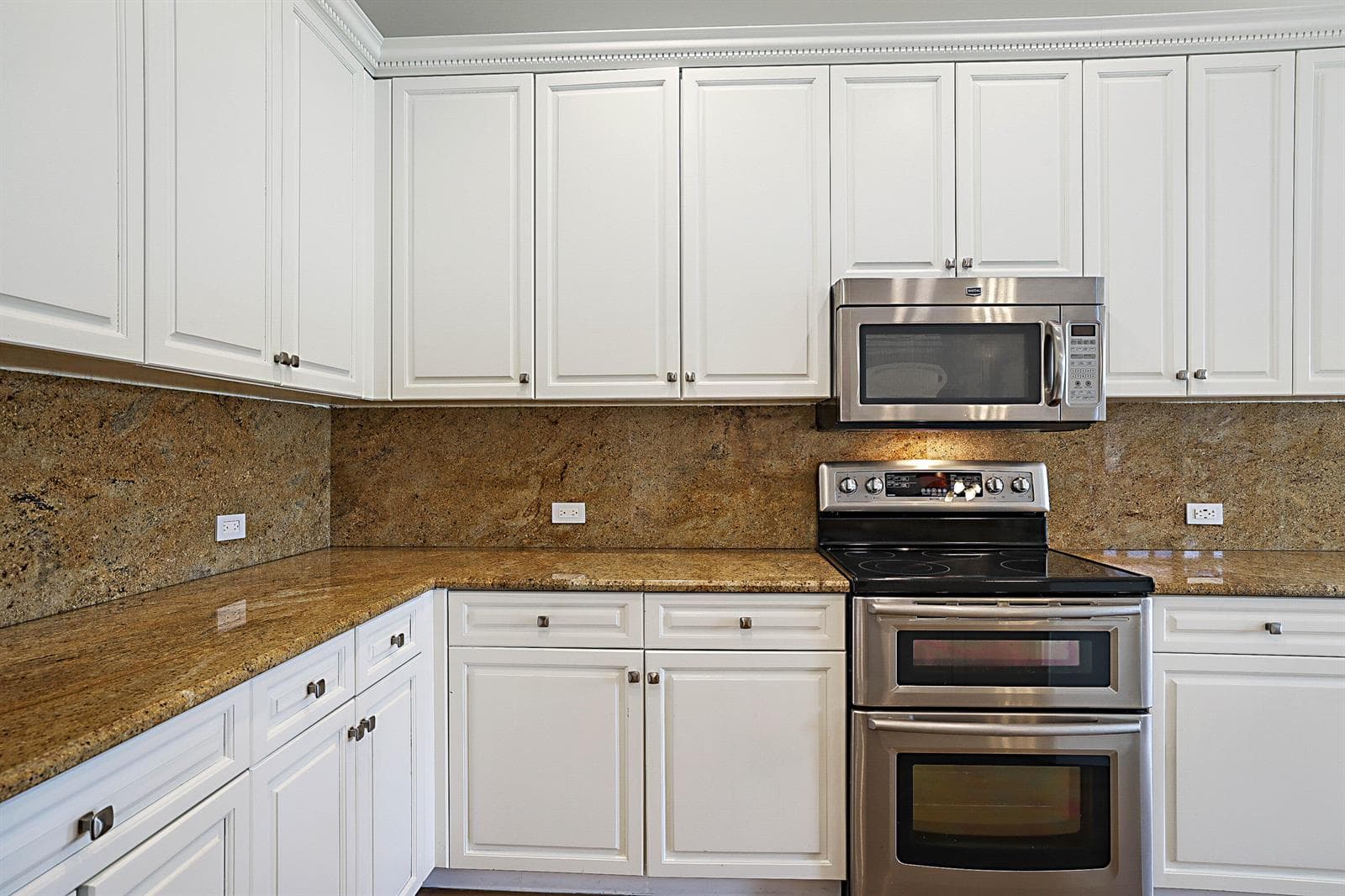 11065 STONE CREEK Street photo 18