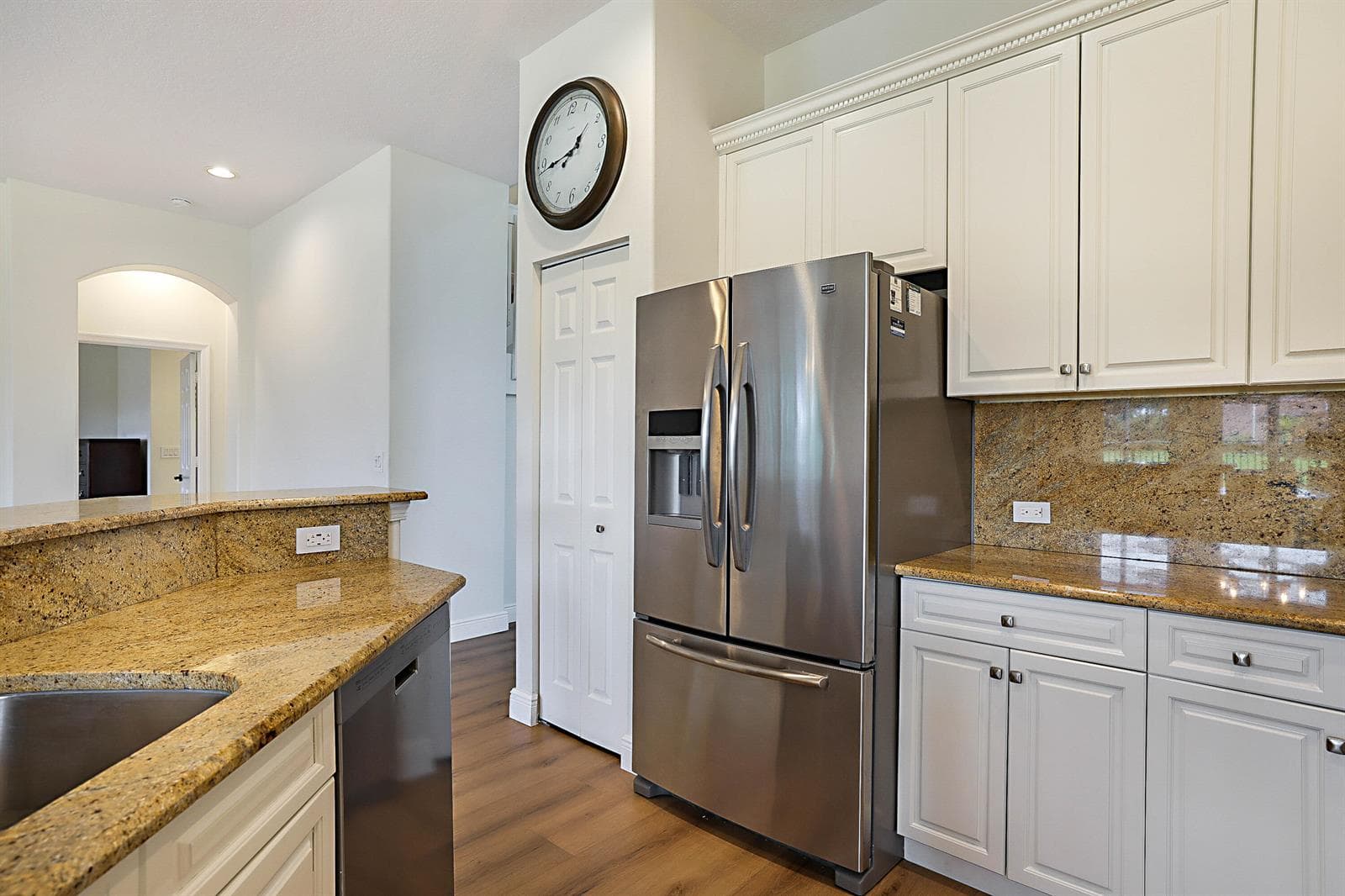 11065 STONE CREEK Street photo 15
