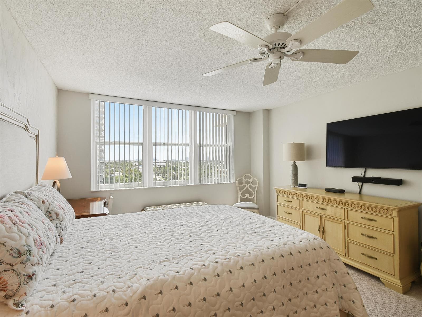 3400 N OCEAN Drive 908 photo 16