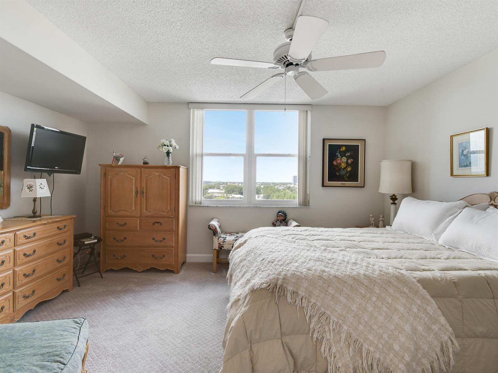 3400 N OCEAN Drive 908 photo 24