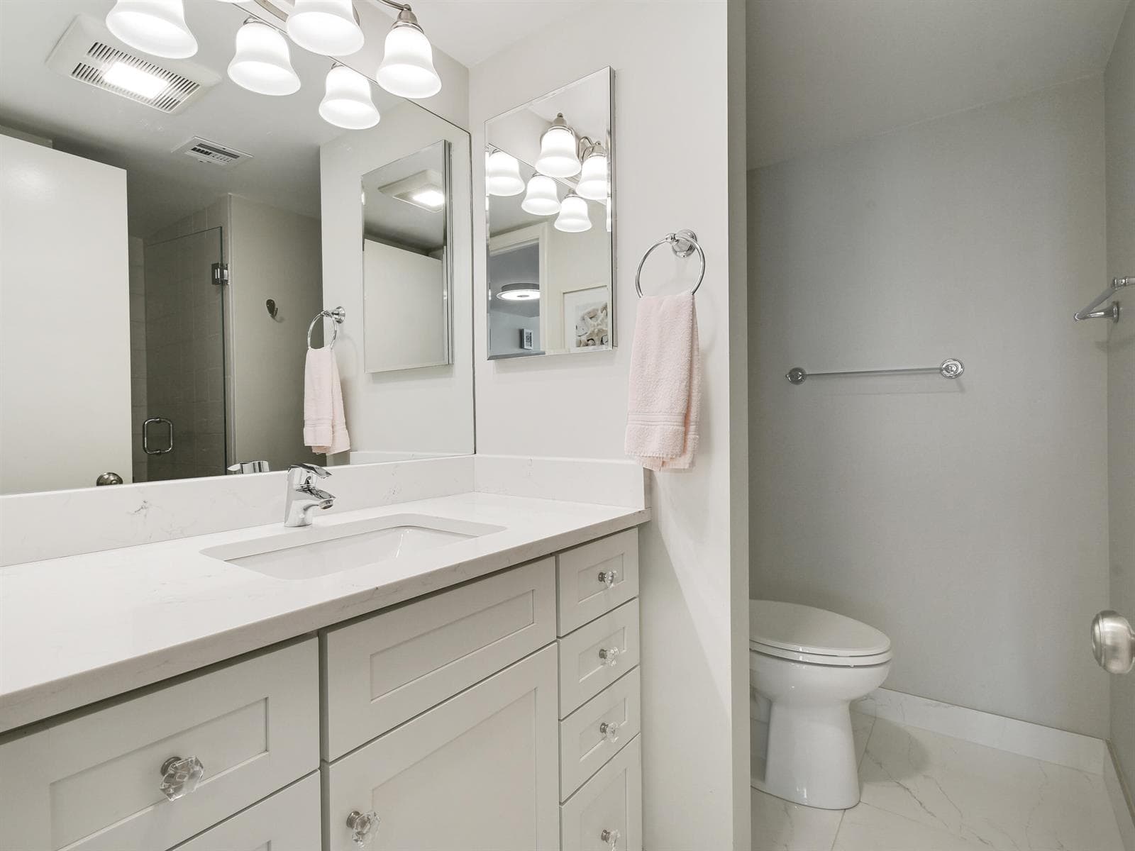 3400 N OCEAN Drive 908 photo 25