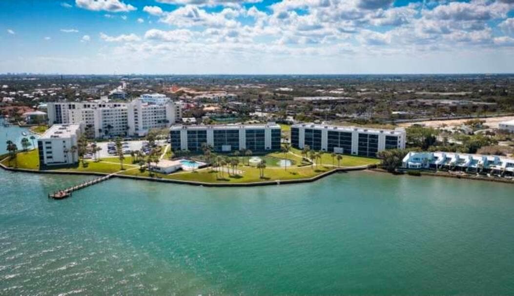 200 Intracoastal Place 301 photo 15