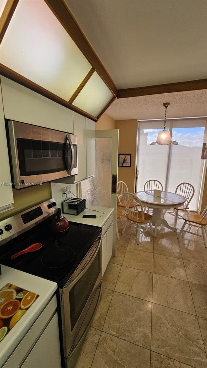 19355 Turnberry Way 24E photo 6