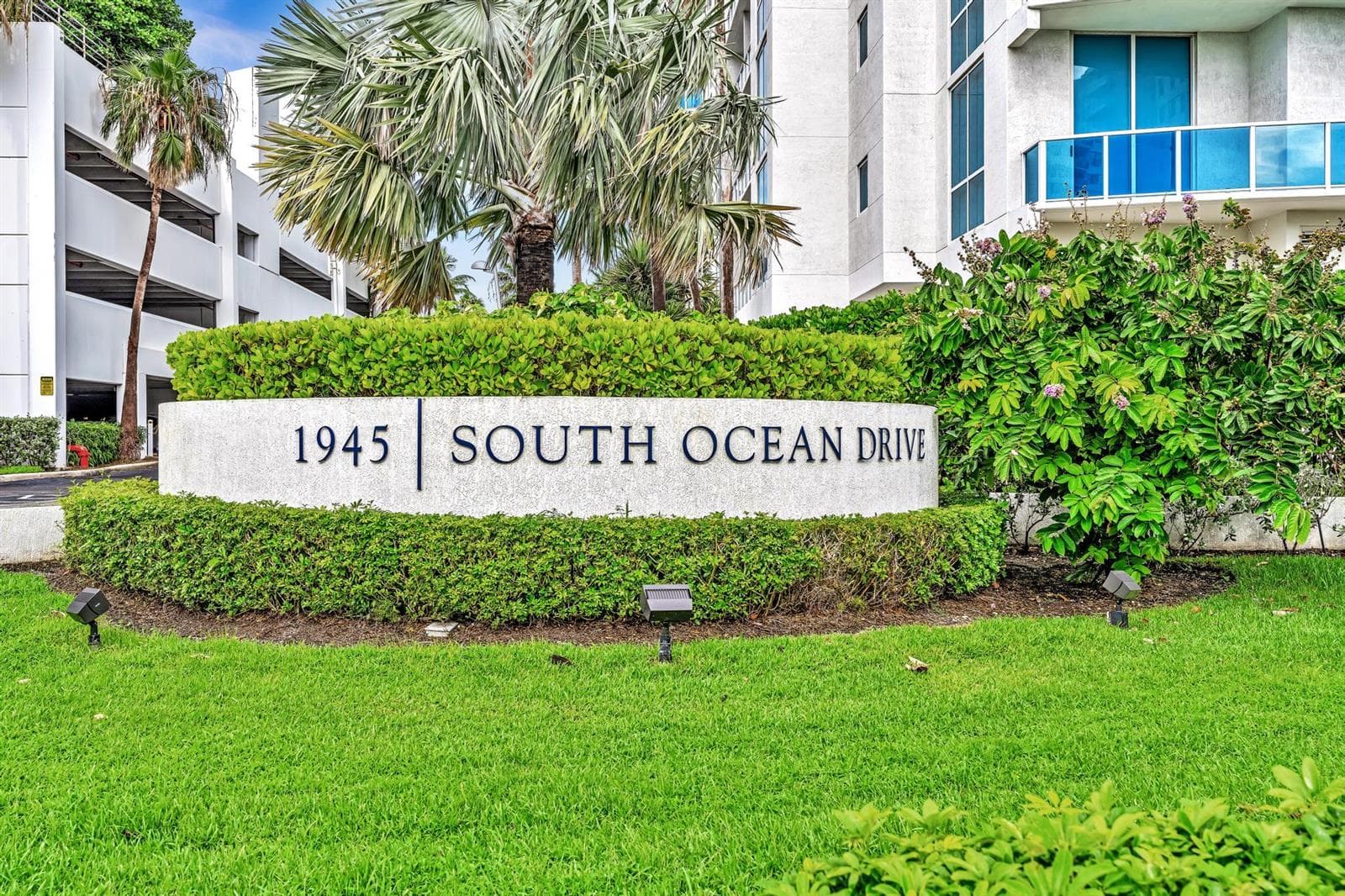 1945 S Ocean Drive 502 photo 17
