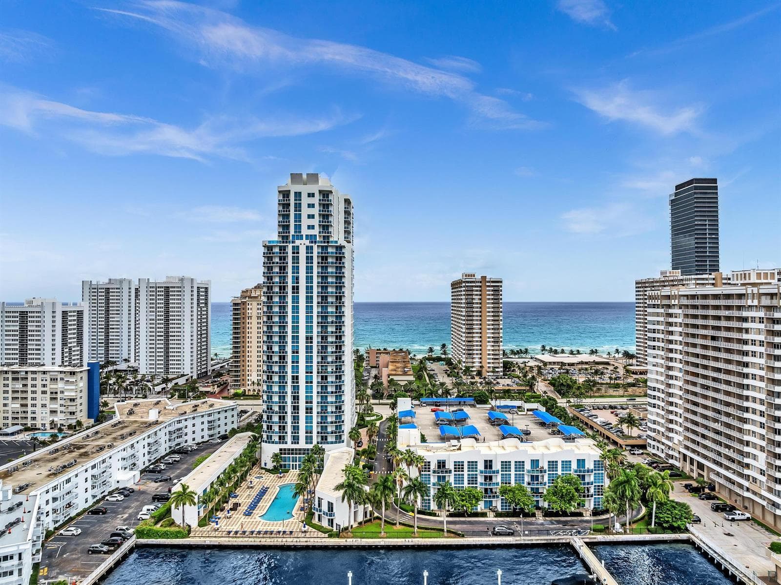1945 S Ocean Drive 502 photo 1