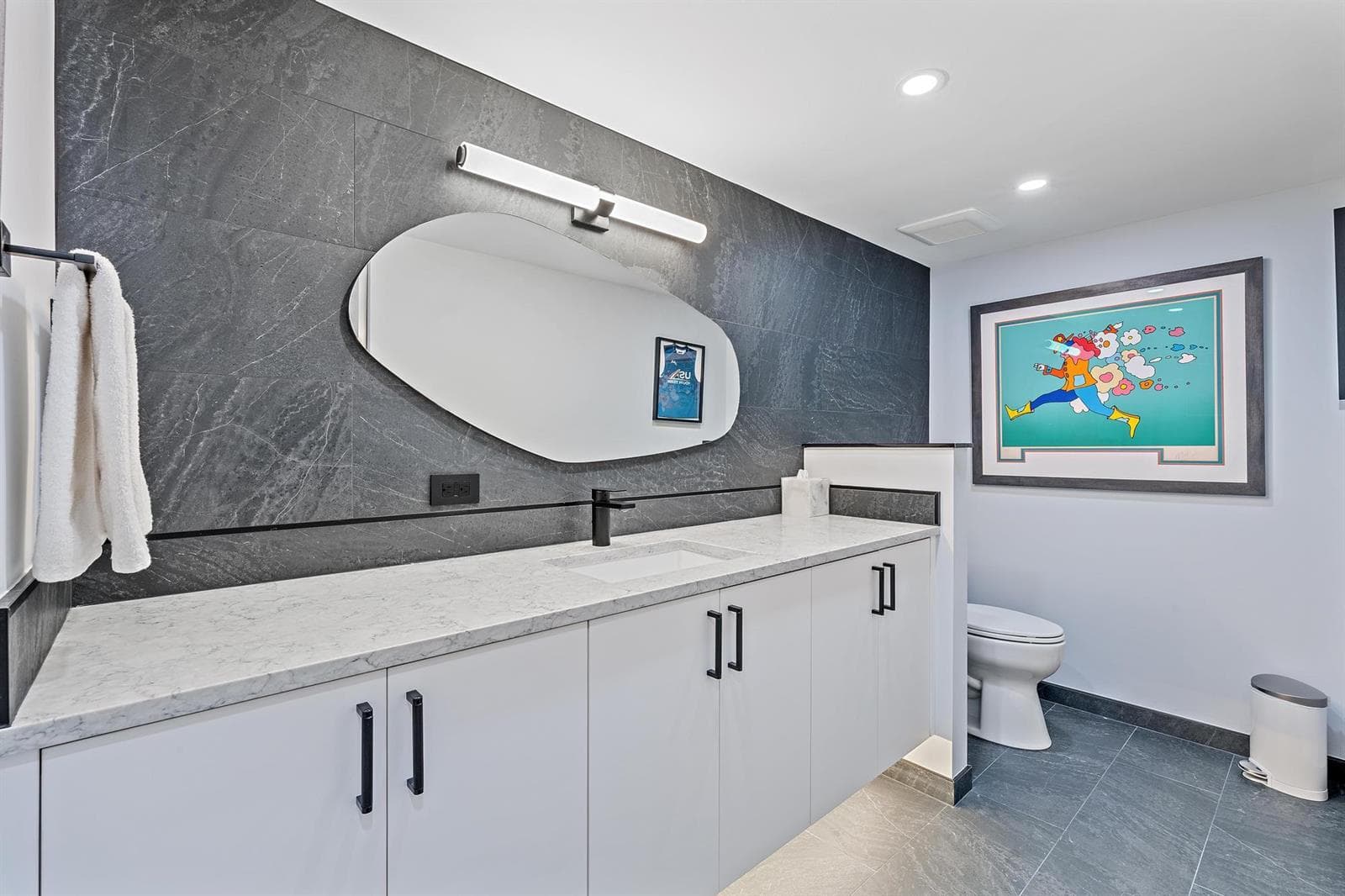 100 LAKESHORE Drive 2151 photo 23