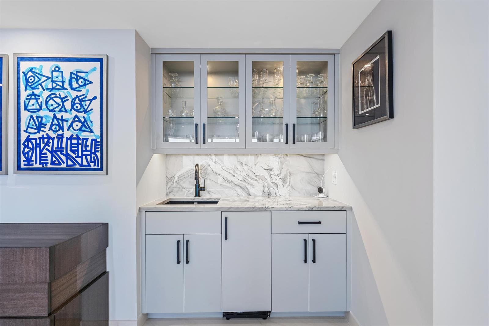 100 LAKESHORE Drive 2151 photo 6