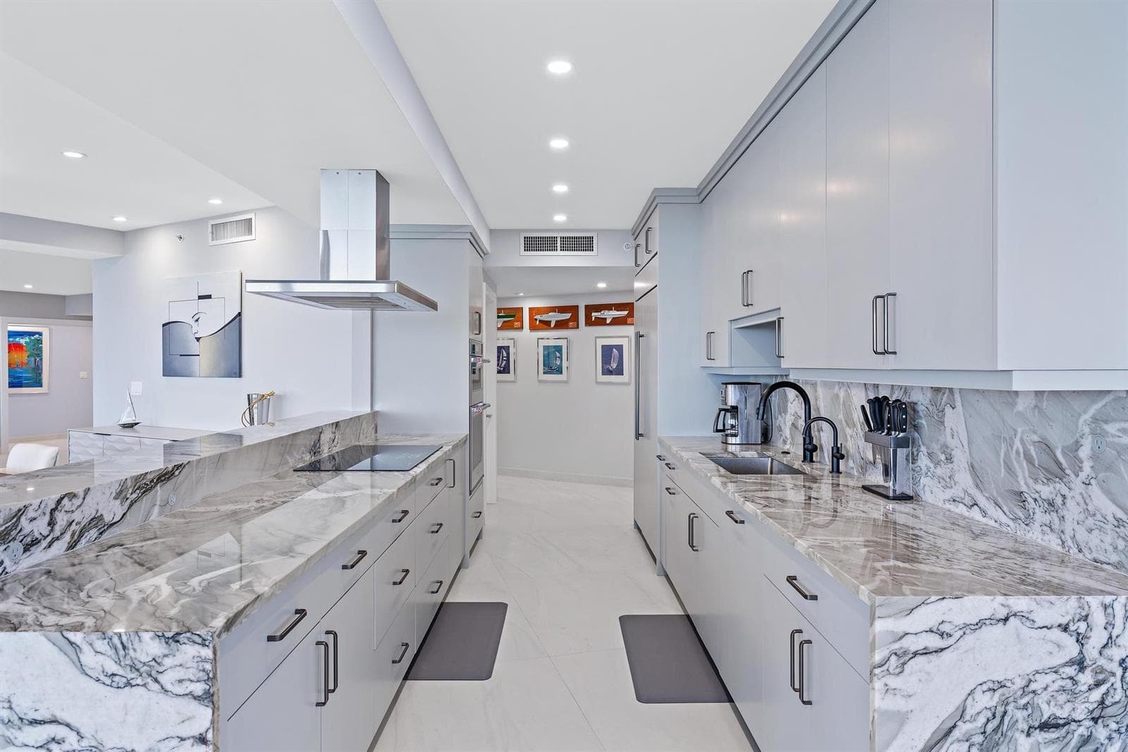 100 LAKESHORE Drive 2151 photo 11
