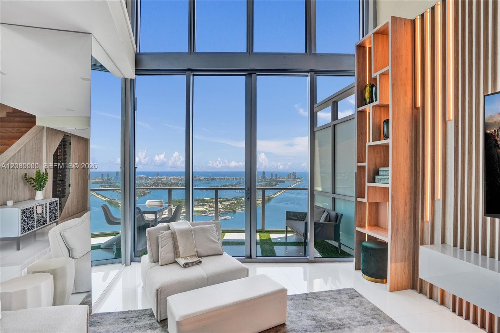 1100 Biscayne Blvd 6303 photo 4