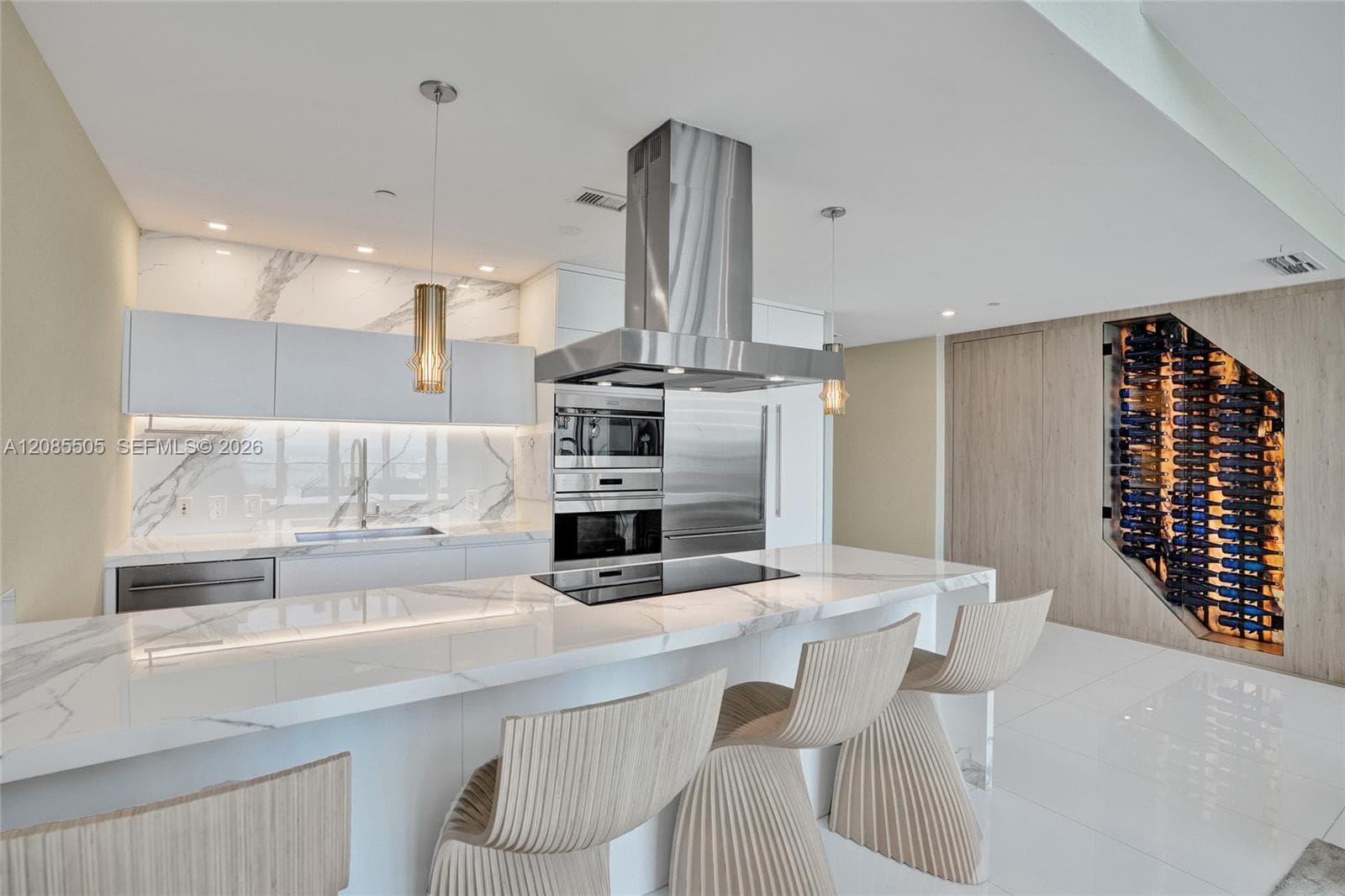 1100 Biscayne Blvd 6303 photo 8