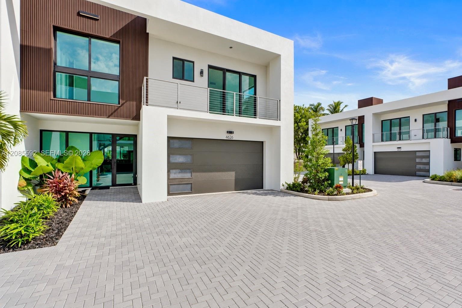 4628 SW 32nd avenue A4 photo 3