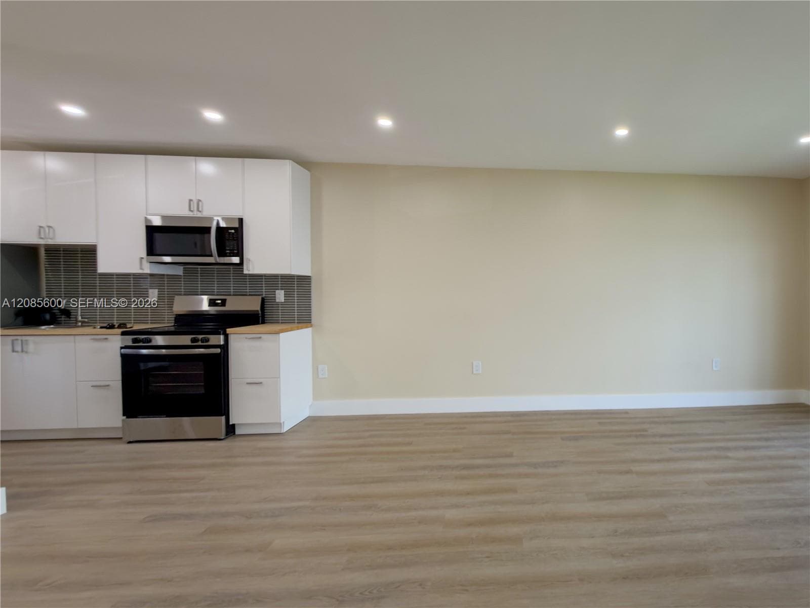 2949 Point East Dr B304 photo 9