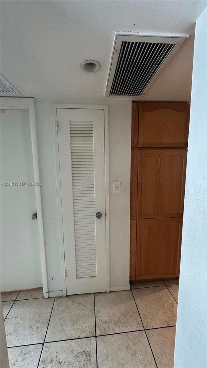 5600 E Collins Ave 5B photo 22