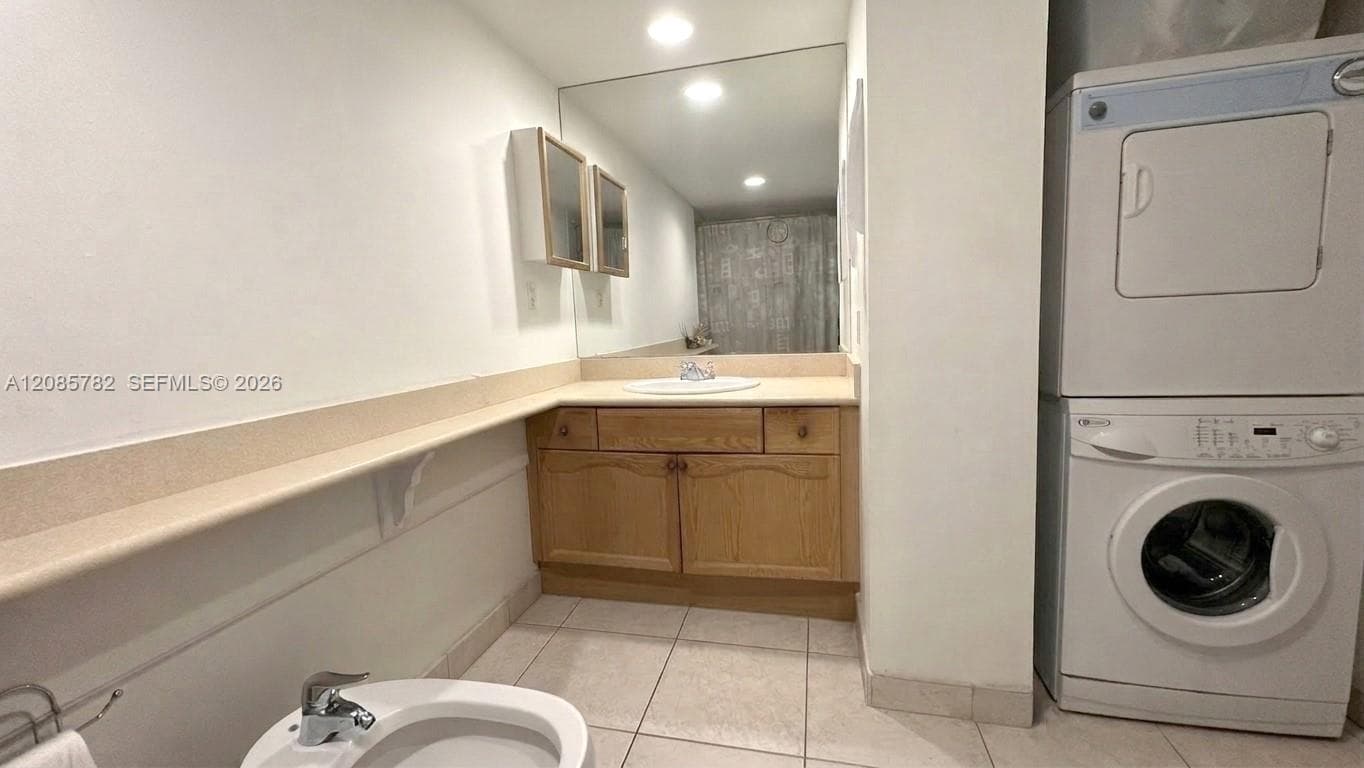 5600 E Collins Ave 5B photo 15