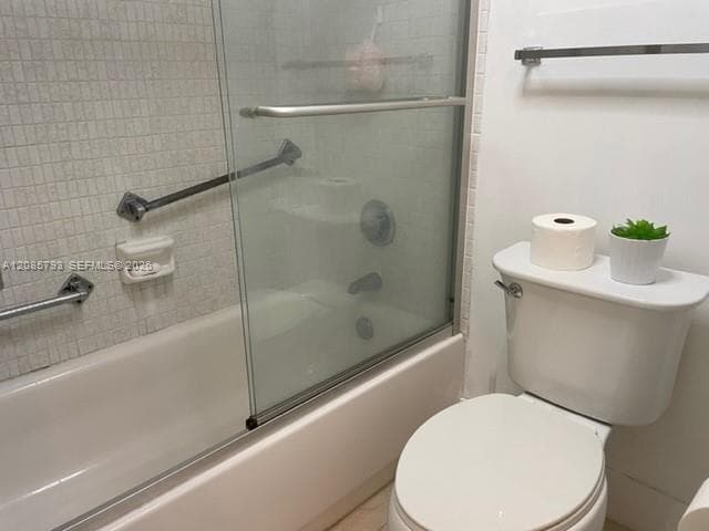 3625 N Country Club Dr 704 photo 18