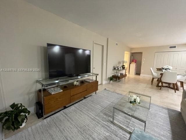 3625 N Country Club Dr 704 photo 4
