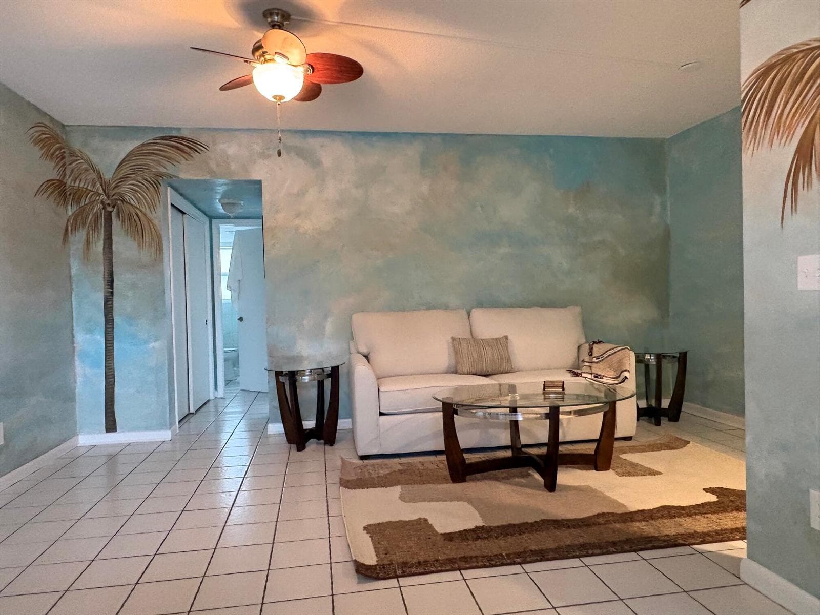 9 N BIRCH Road 402 photo 14