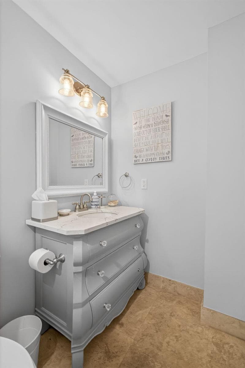 105 Paradise Harbour Boulevard 501 photo 22