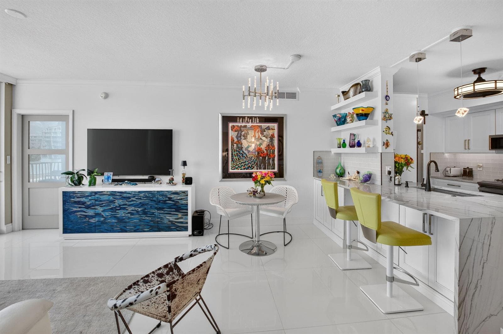 625 Casa Loma Boulevard 1003 photo 4