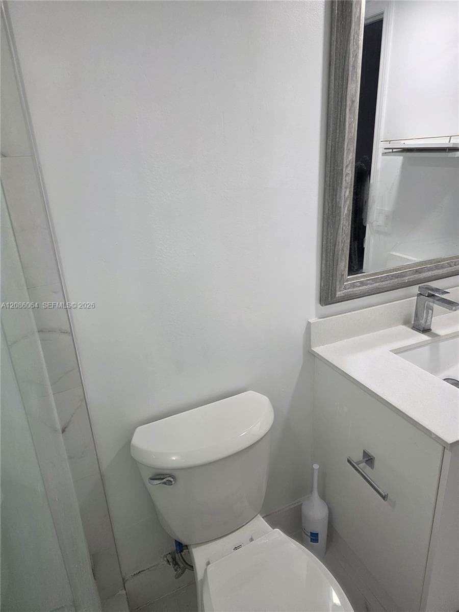 750 N Ocean Blvd 1106 photo 13