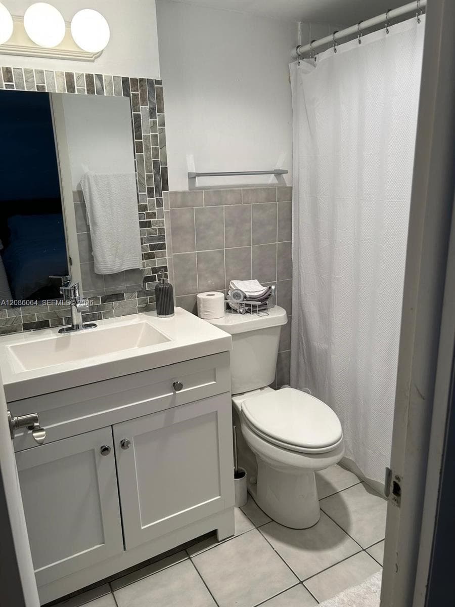 750 N Ocean Blvd 1106 photo 14