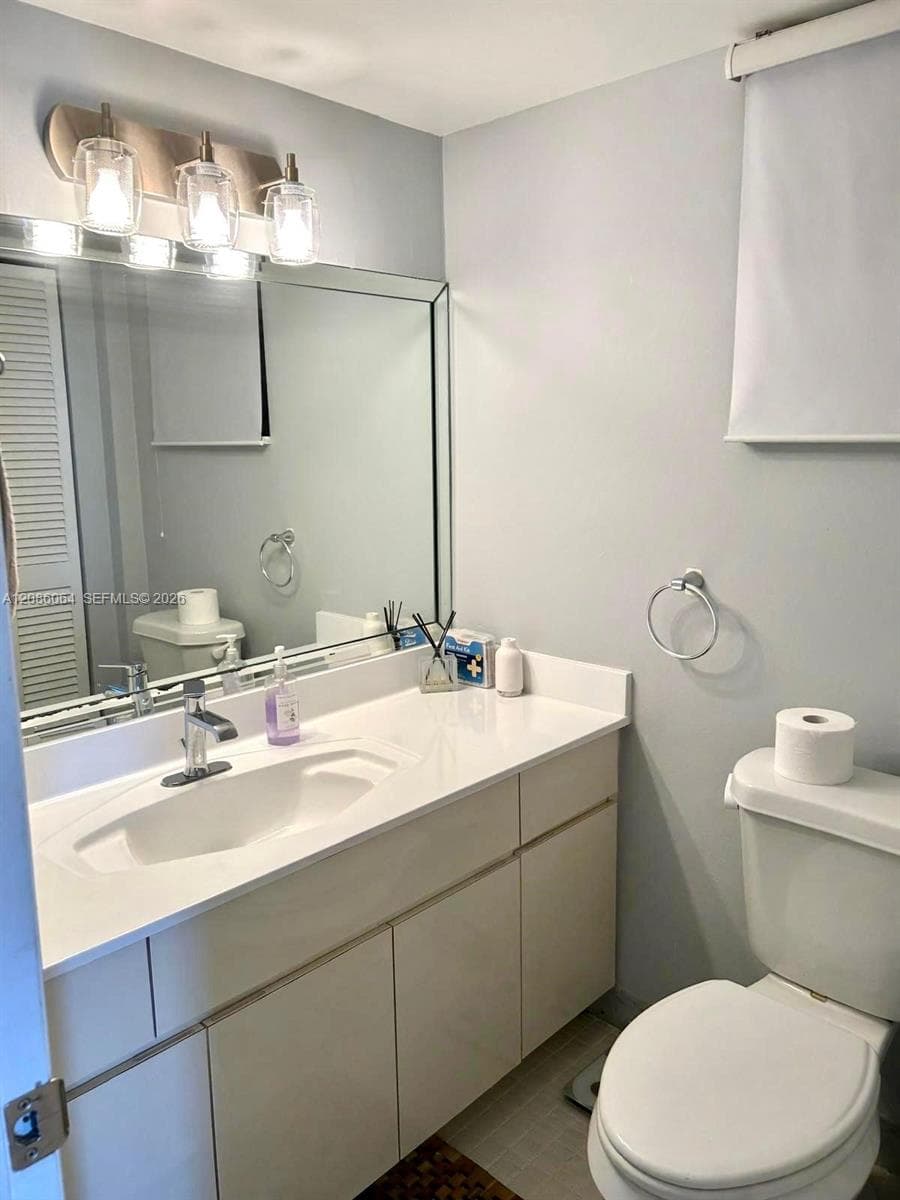 750 N Ocean Blvd 1106 photo 15