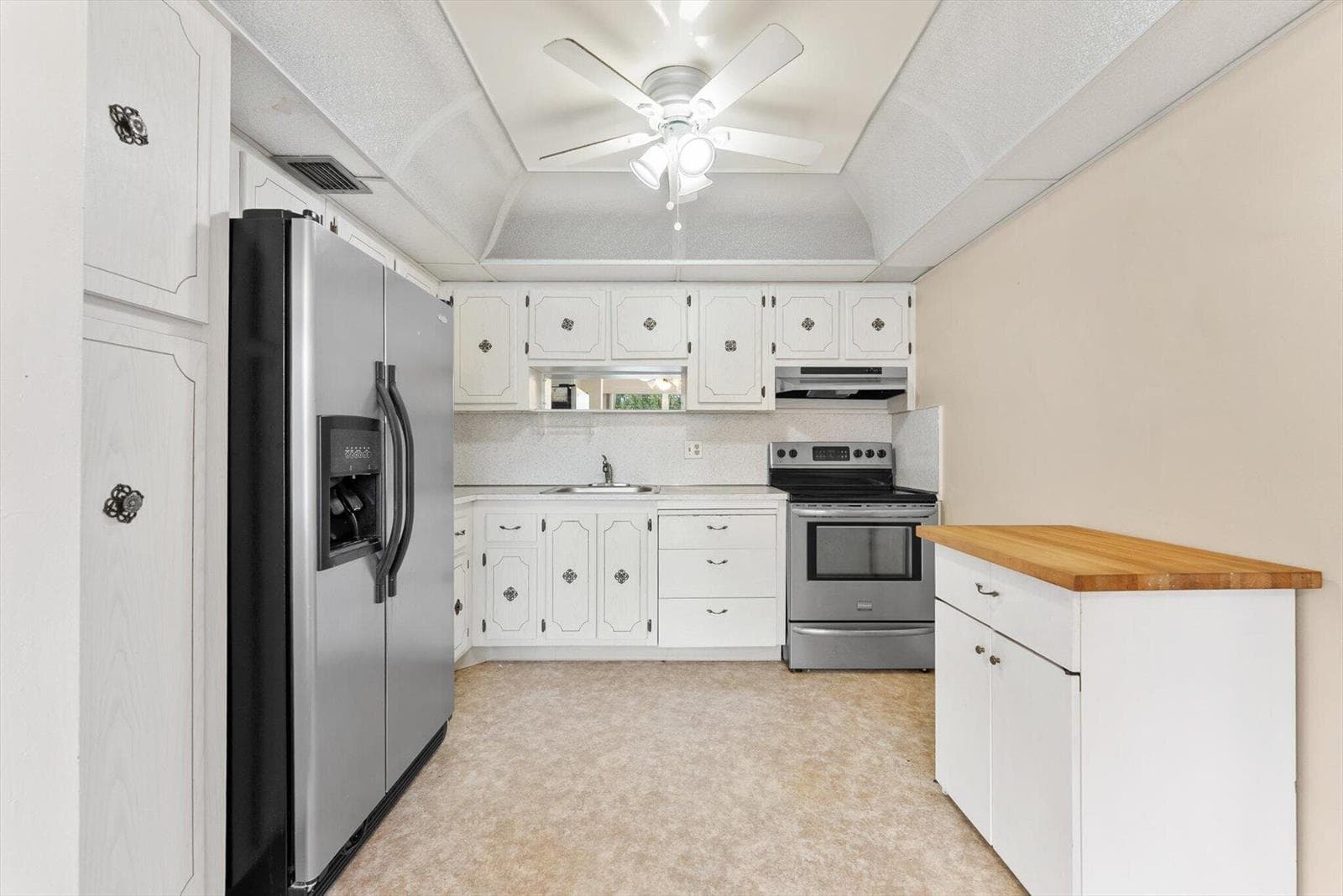 309 WELLINGTON M photo 12