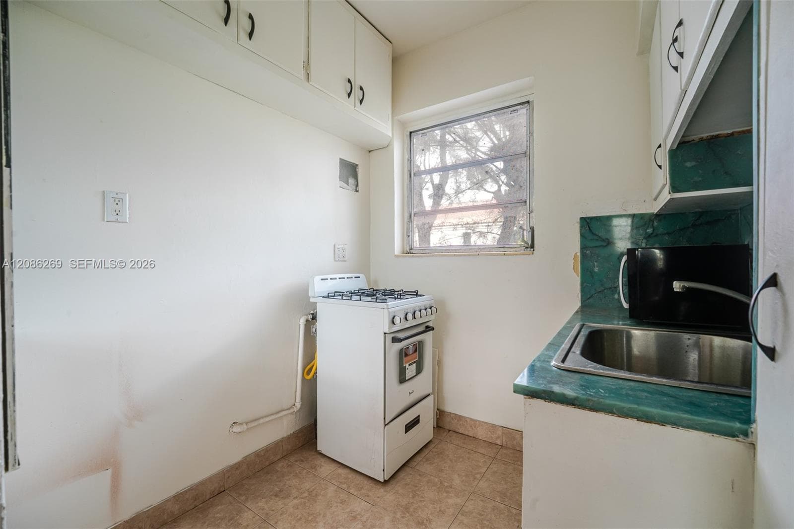4740 Pine Tree Dr 20 photo 9