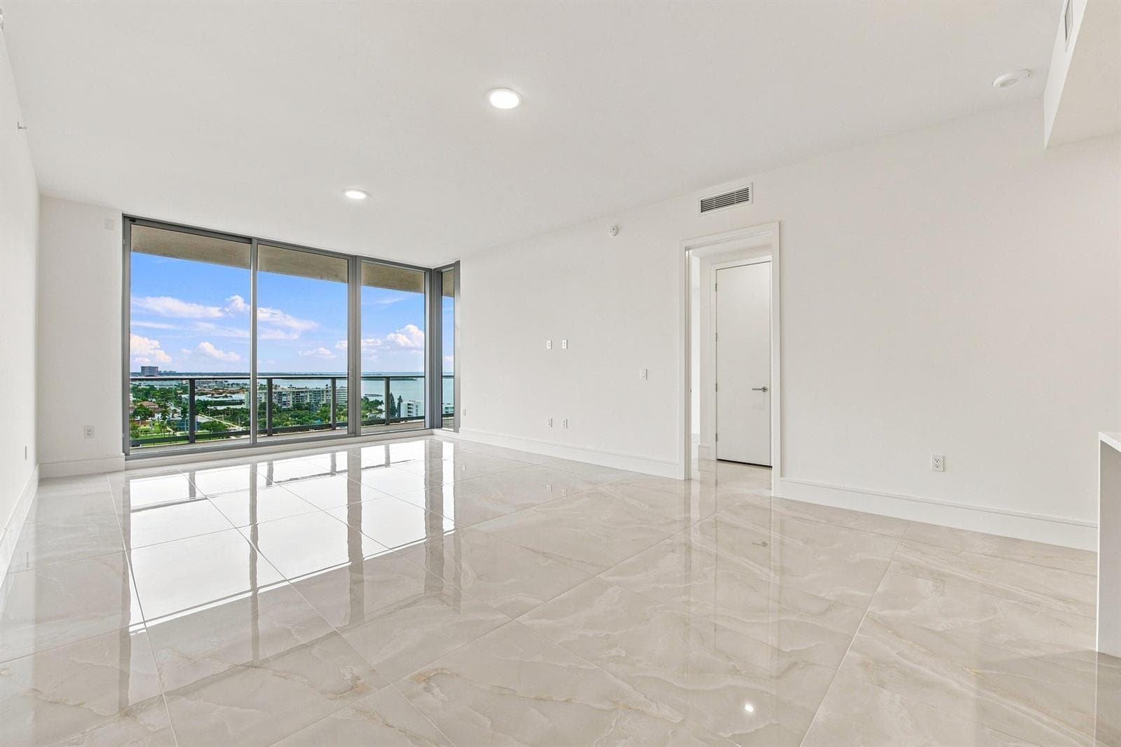 220 Lake Shore Drive 1517 photo 5
