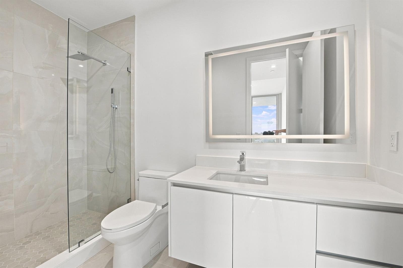 220 Lake Shore Drive 1517 photo 10