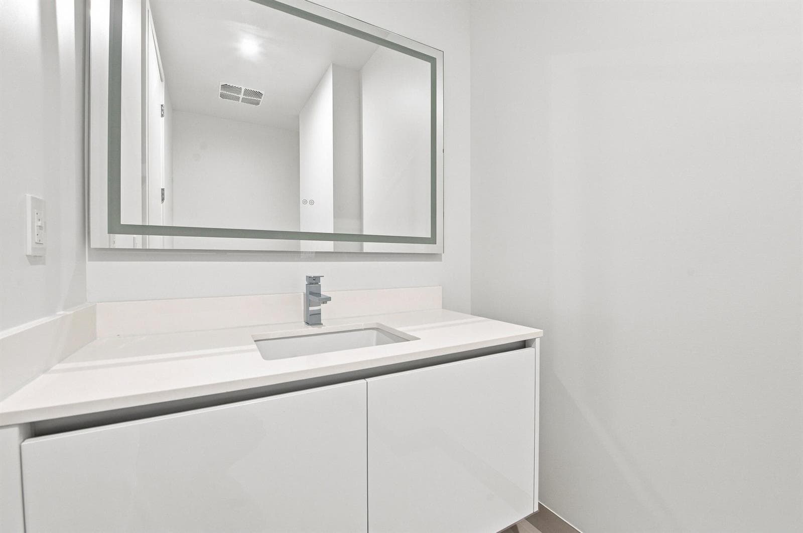220 Lake Shore Drive 1517 photo 11