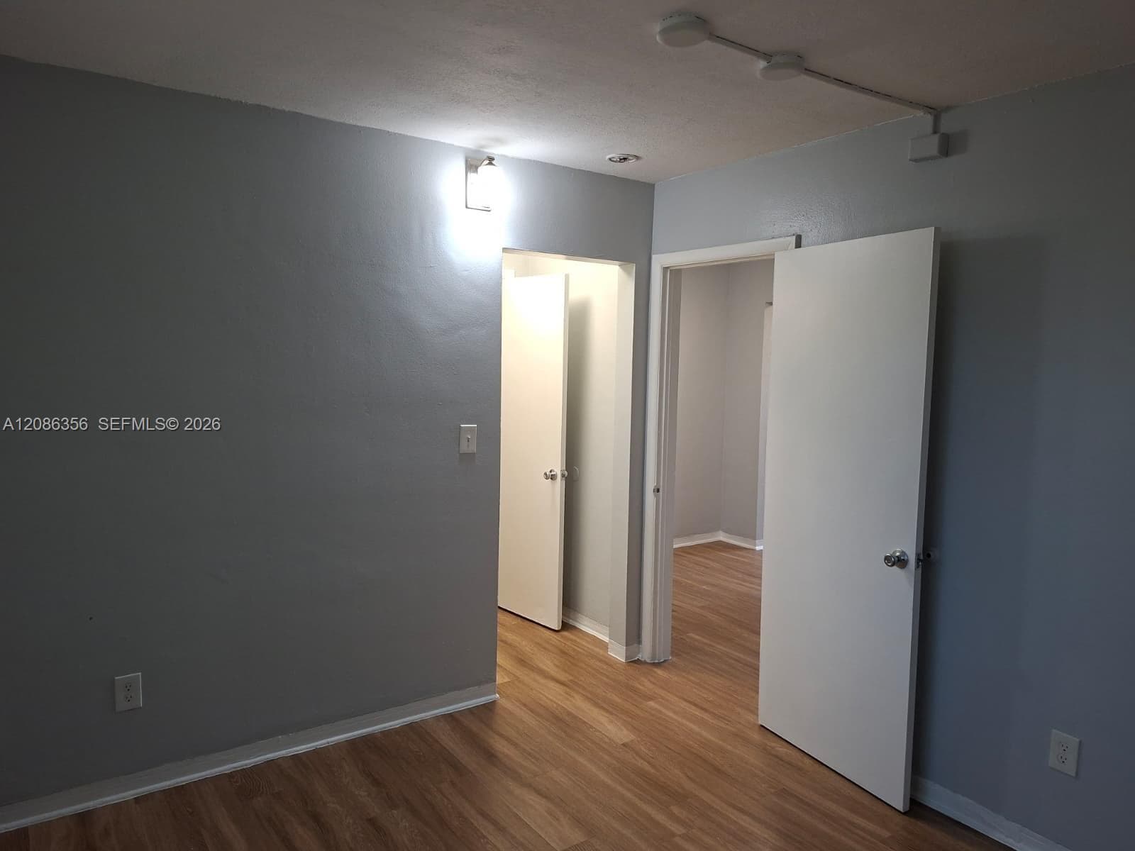 13025 Emerald Dr 252 photo 10