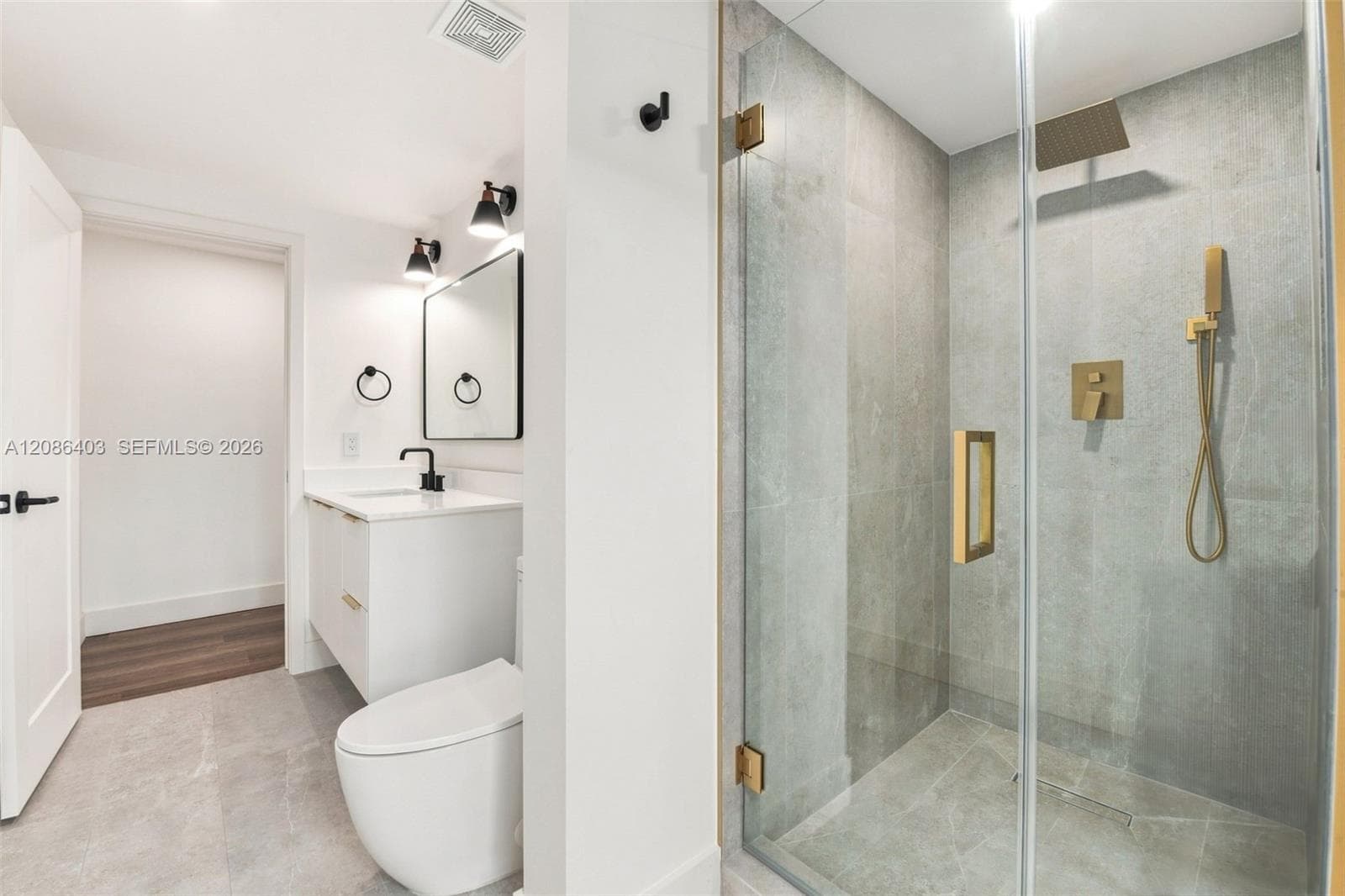 2412 Sugarloaf Ln photo 21