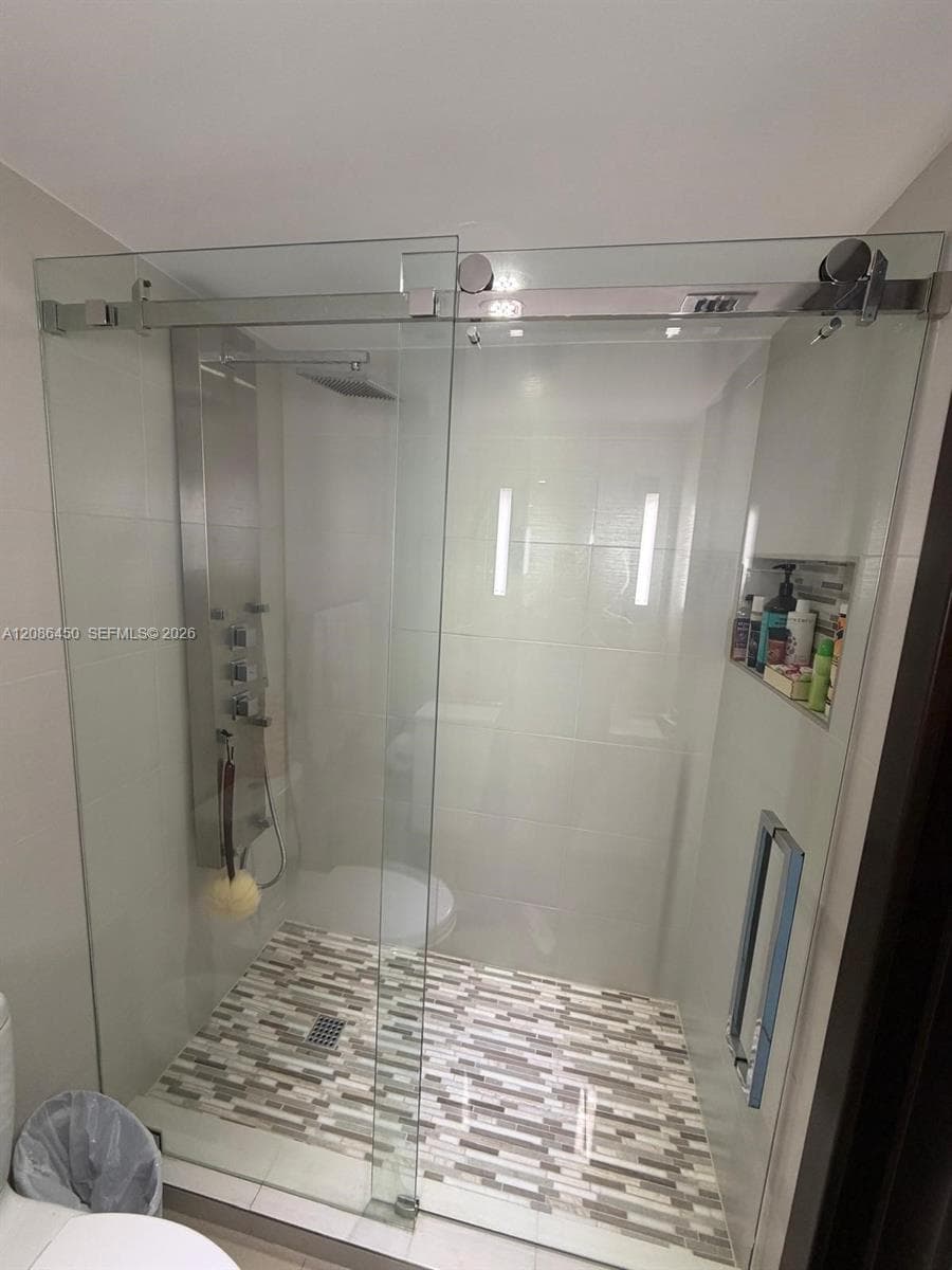 5900 Collins Ave 1606 photo 23