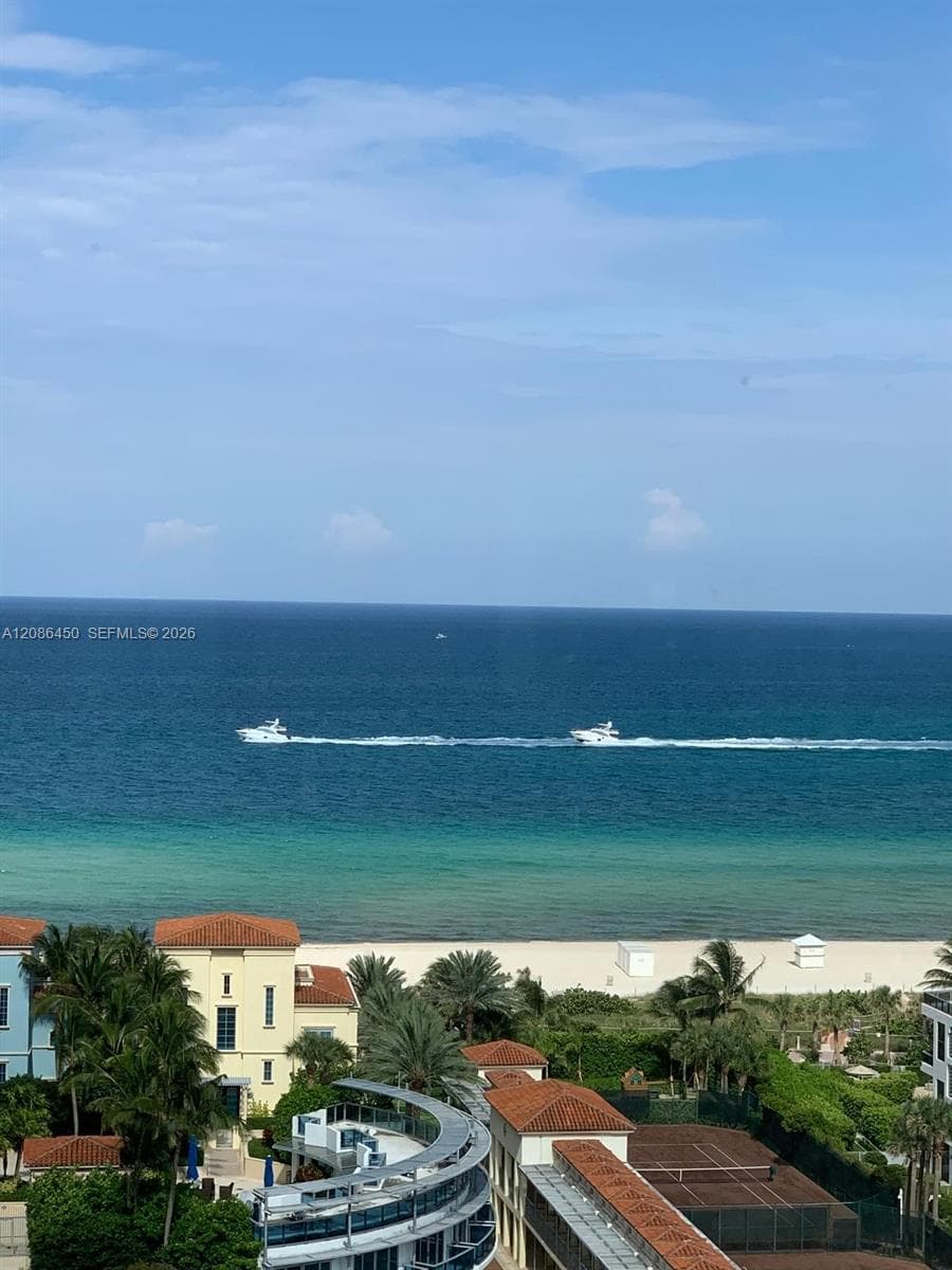 5900 Collins Ave 1606 photo 1
