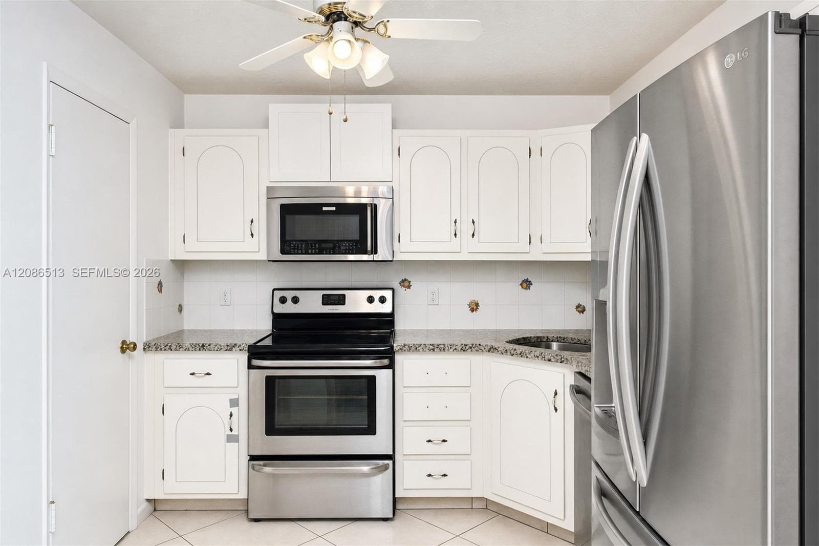 1865 S Ocean Dr 14D photo 11