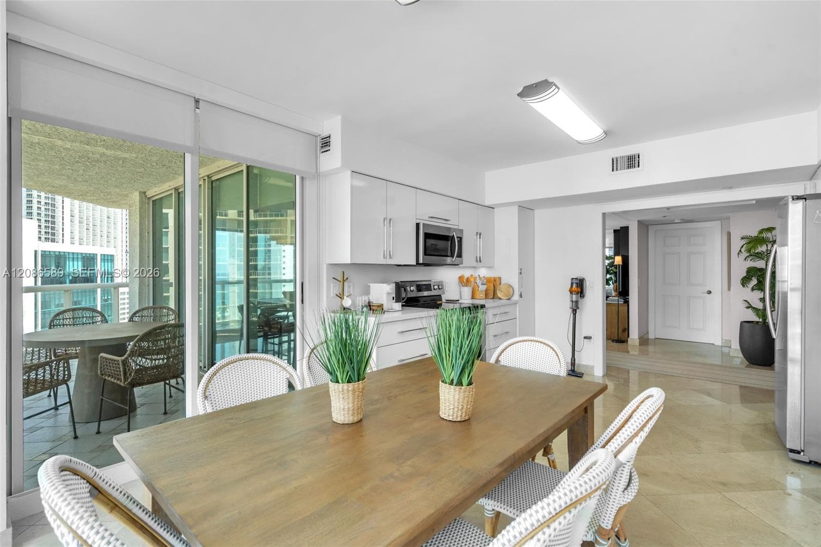 16400 collins ave 1541 photo 12