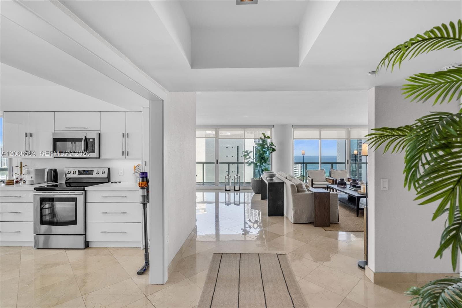 16400 collins ave 1541 photo 3