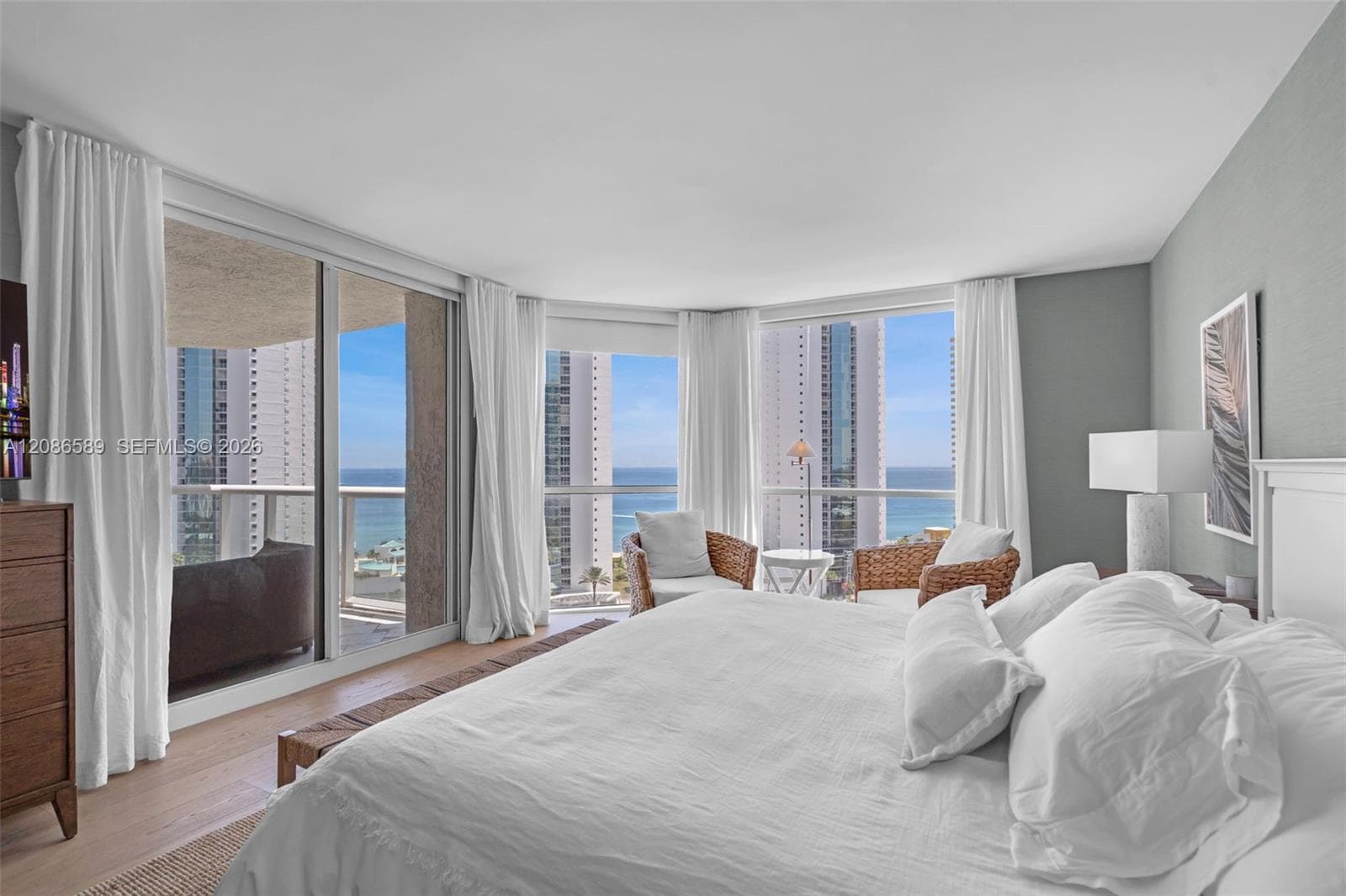 16400 collins ave 1541 photo 14
