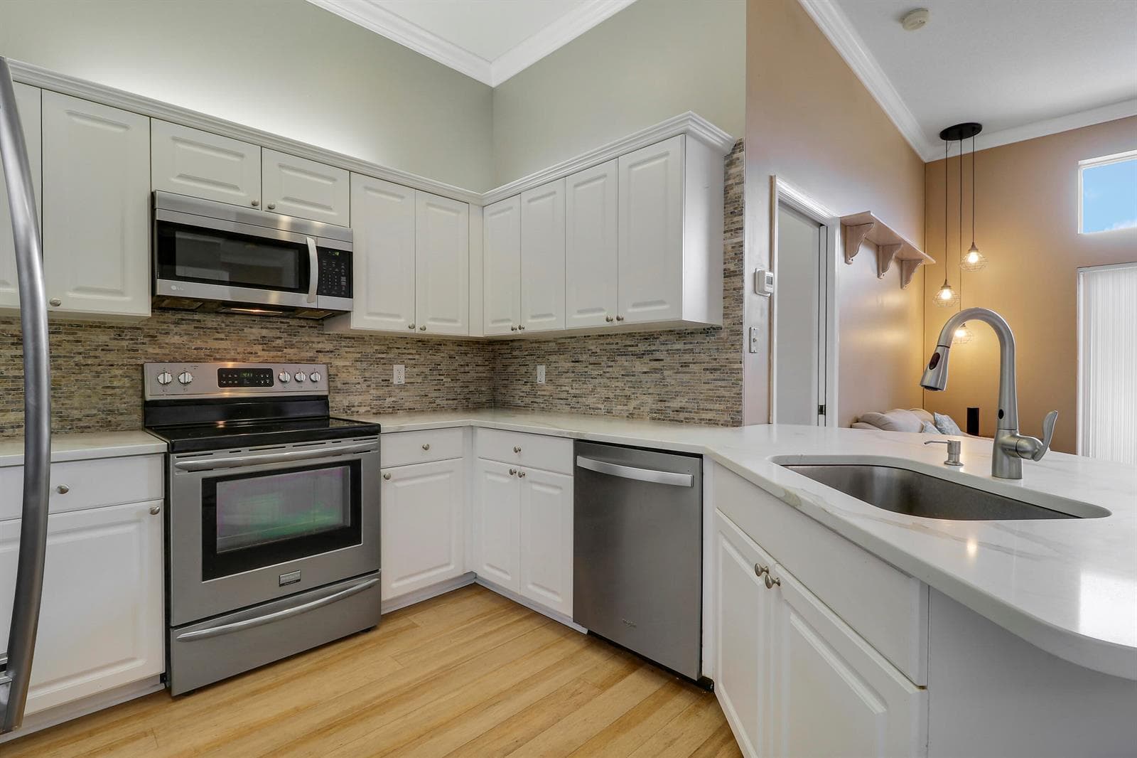6275 Lucerne Street photo 12