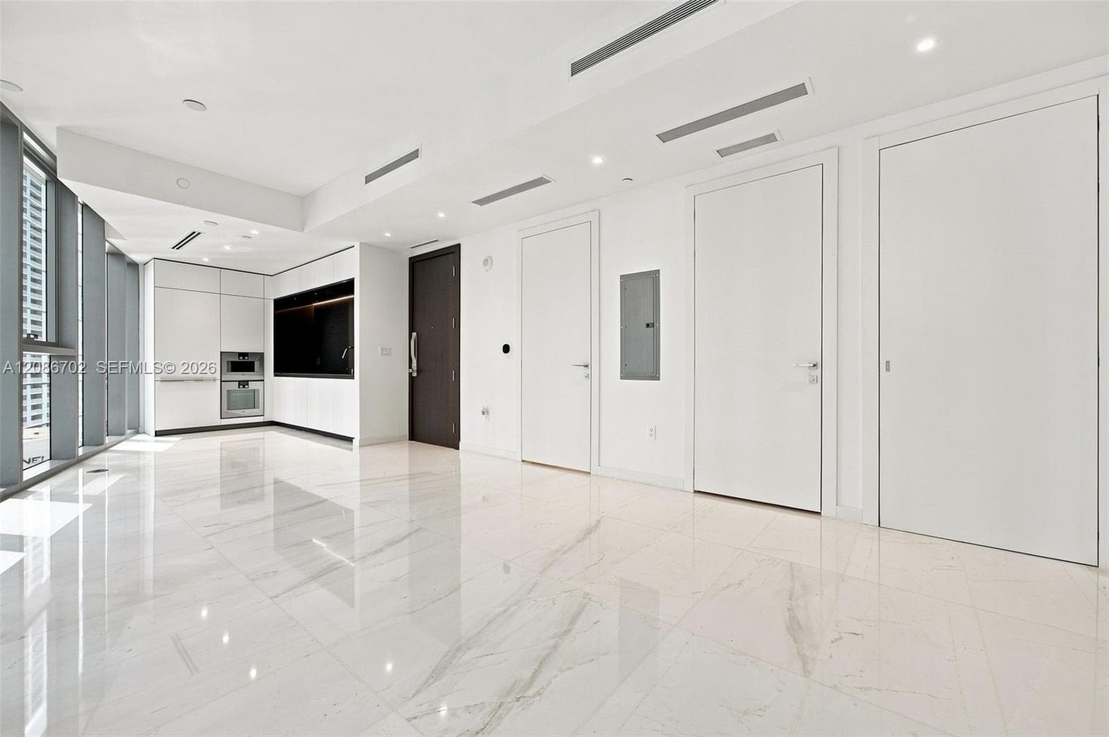 300 Biscayne Blvd Way 1106 photo 4
