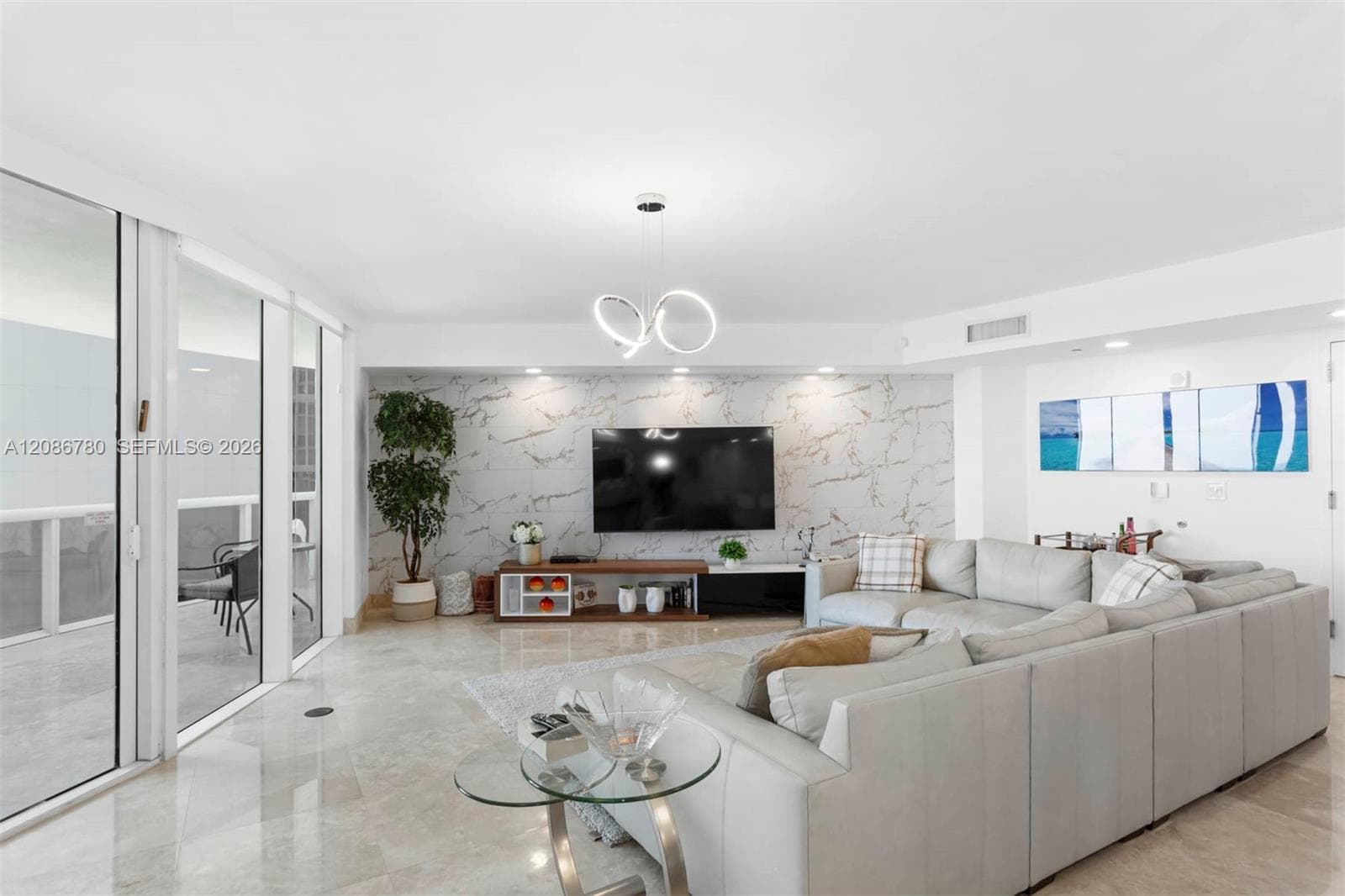 17201 Collins Ave 3304 photo 2