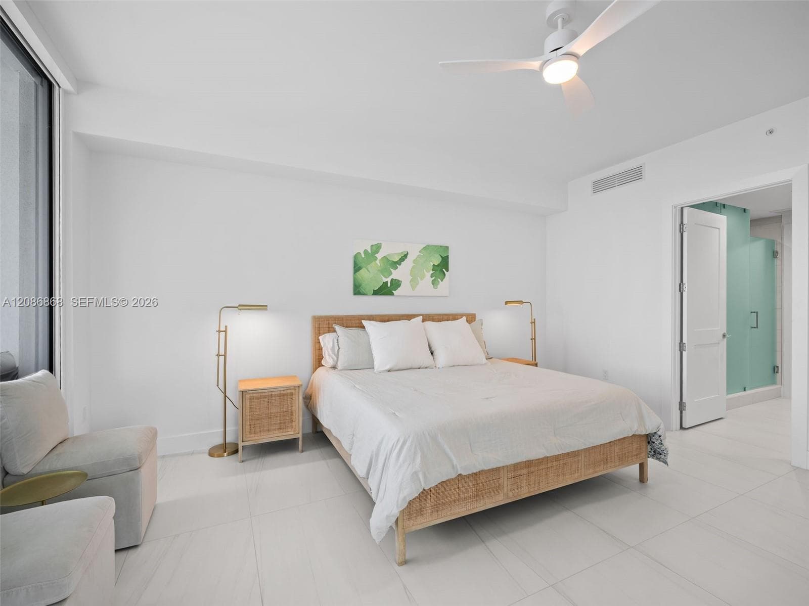 153 N Seabreeze 605-S photo 5