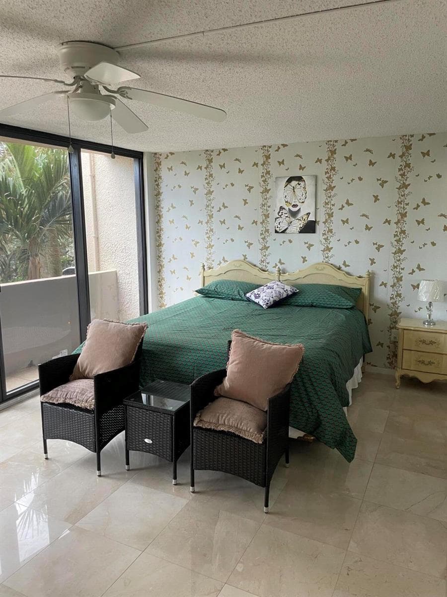 4200 N Ocean Drive W 1-103 photo 2