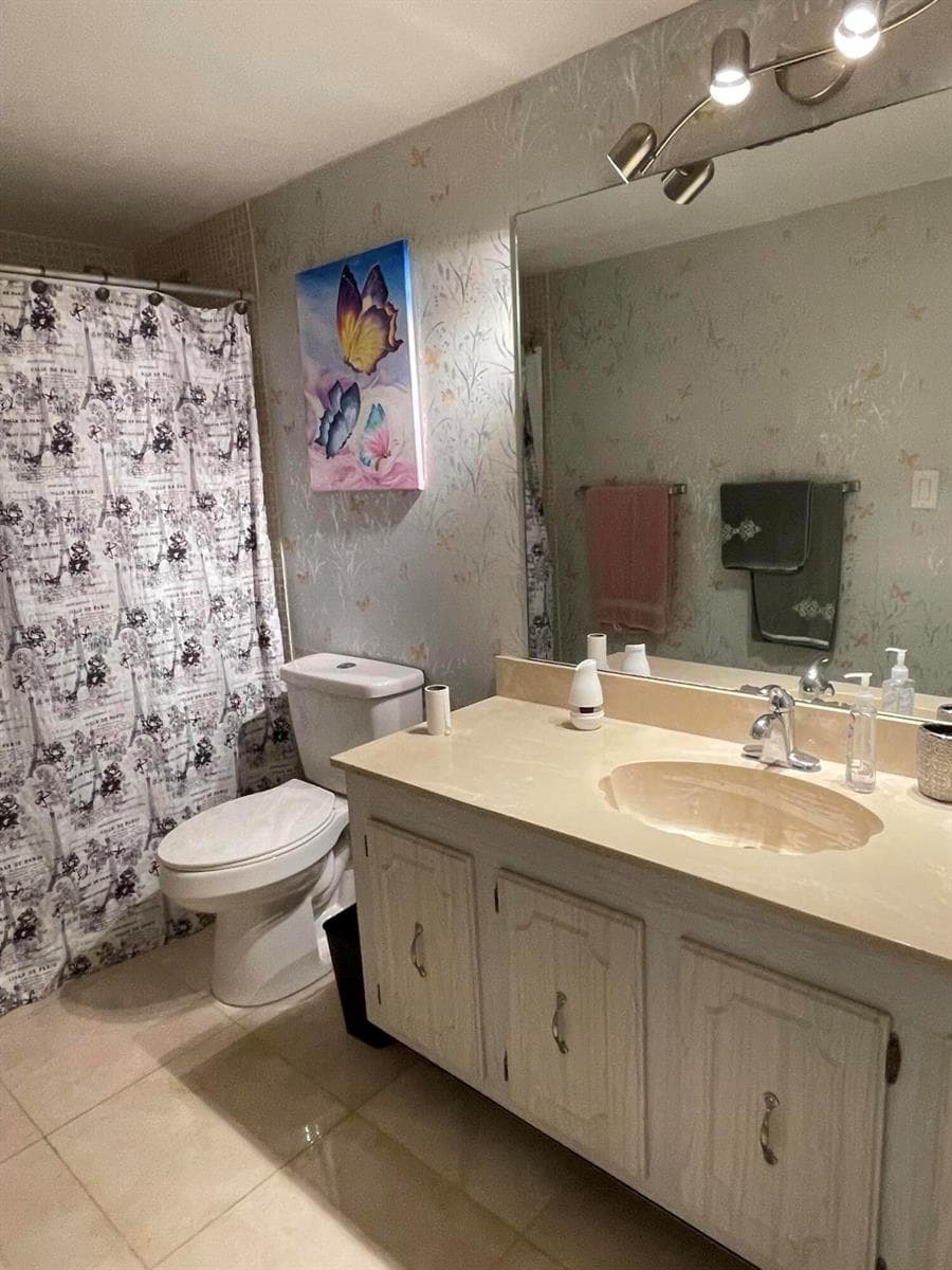 4200 N Ocean Drive W 1-103 photo 16