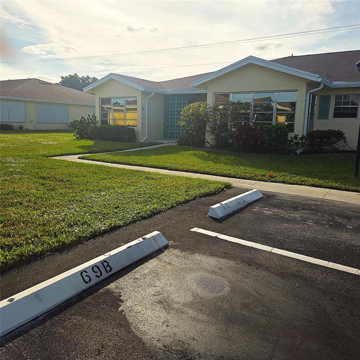5385 LAKEFRONT Boulevard A photo 2