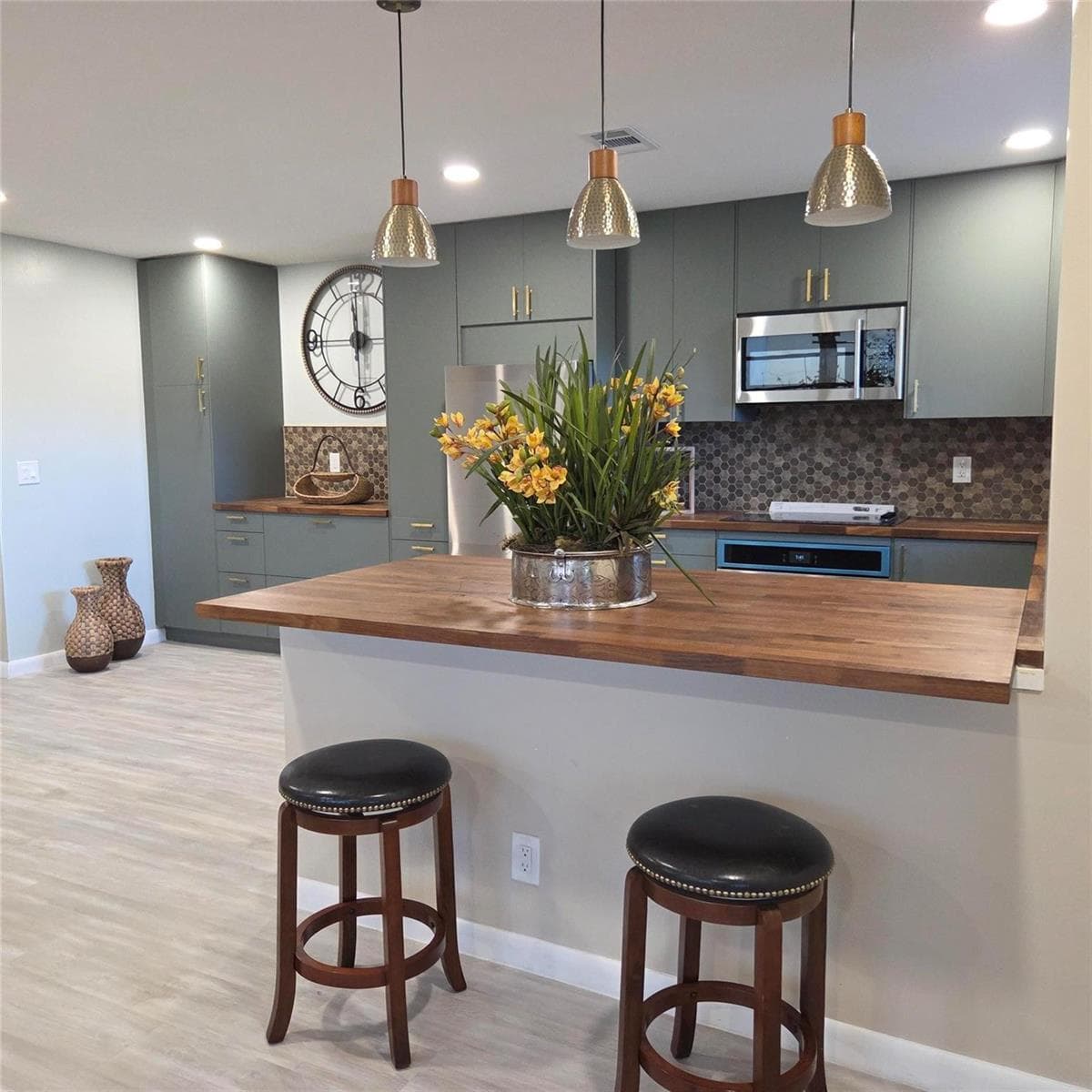 5385 LAKEFRONT Boulevard A photo 6
