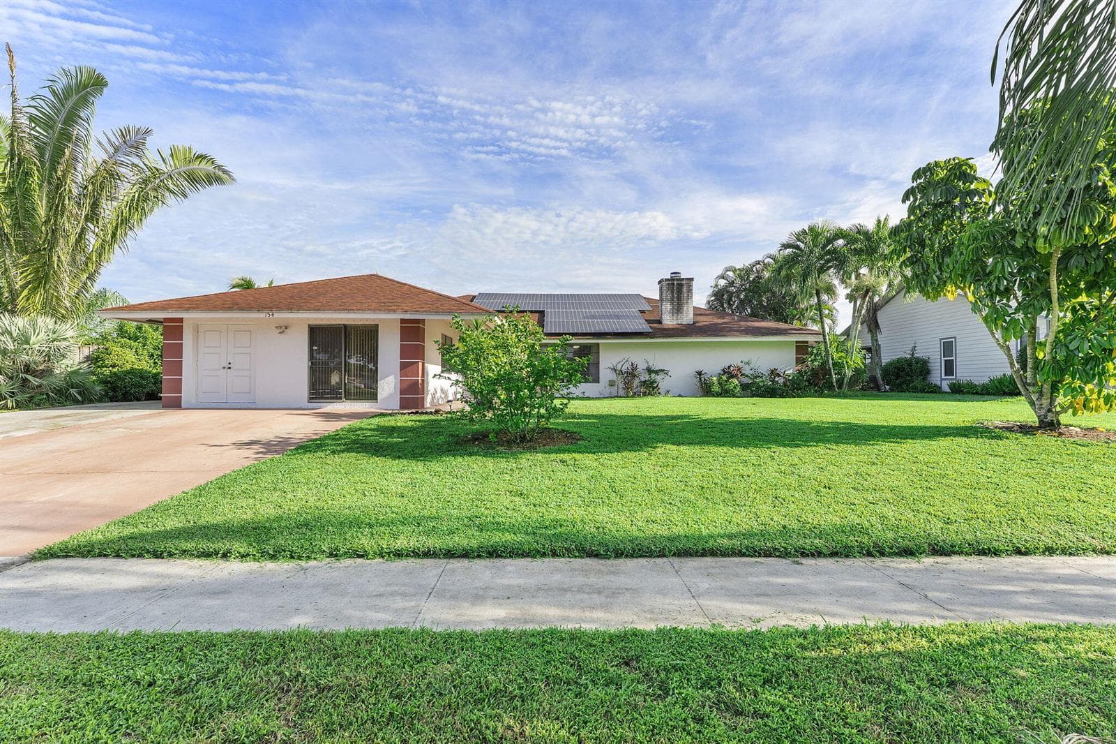 154 SANTA MONICA Avenue photo 4