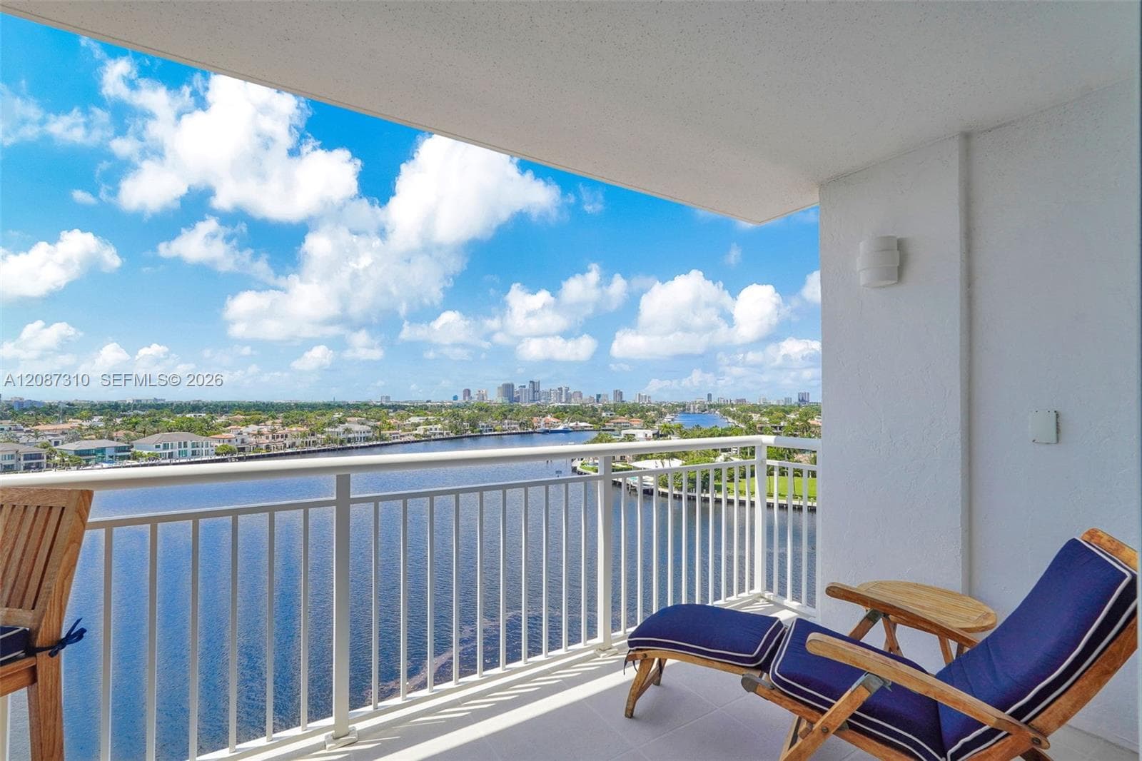 511 Bayshore Dr 1009 photo 7