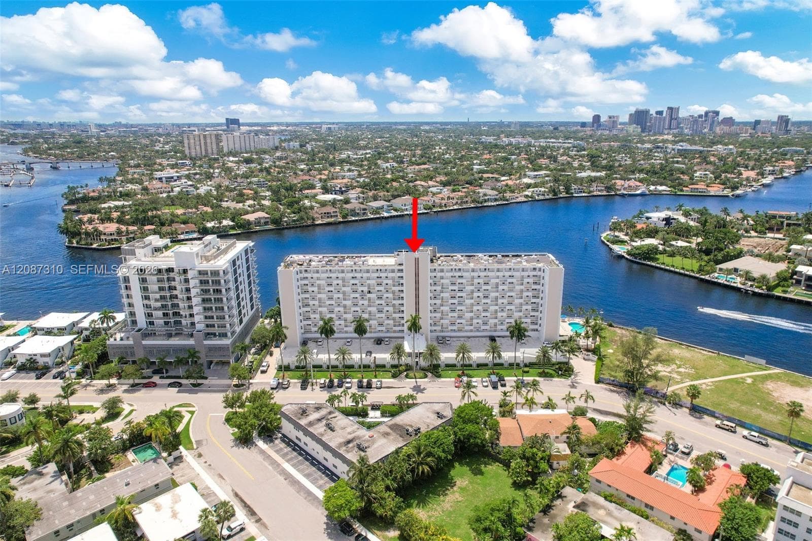 511 Bayshore Dr 1009 photo 3